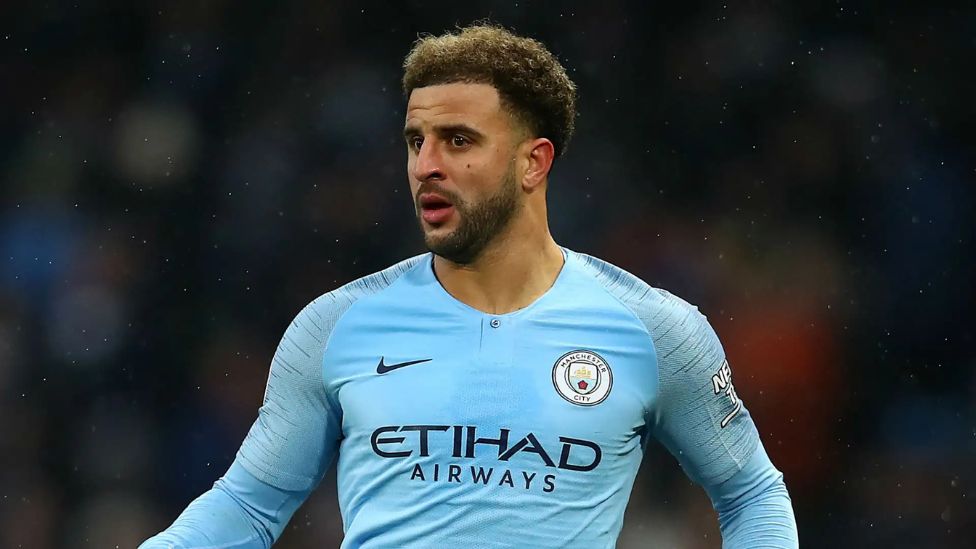 ريال مدريد يسعى لتعزيز دفاعه بضم كايل ووكر في الانتقالات الشتوية